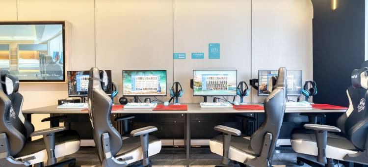 爱电竞酒店(南京世茂滨江阅江楼店)图片