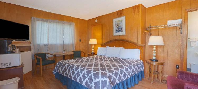 OYO俄亥俄州Meadville Conneaut湖旁的Parkside汽车旅馆(Parkside Motel by OYO Meadville Conneaut Lake)图片