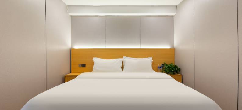 舒丽优精品酒店(重庆上清寺牛角沱地铁站店)图片