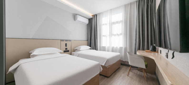 柏曼酒店(济南山东大学大明湖站店)图片