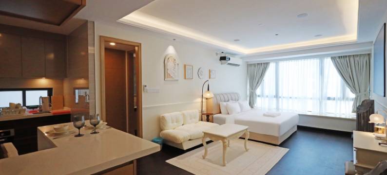 RNF Romantic French Elegant Style # Movie-Themed Surround Sound # Private Movie Theater图片