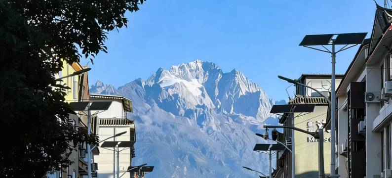 Sunpeak日照金山｜松果度假酒店(丽江古城南门店)图片