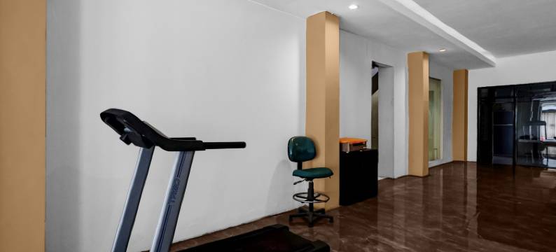 Hotel O near Ciputra World Surabaya formerly Darmo Residence图片