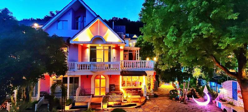 法兰萌望山景民宿(西湖景区太子湾公园店)图片