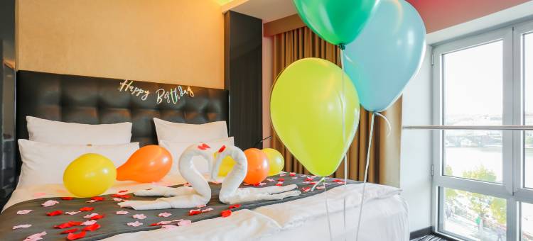 跳舞的房子(Dancing House - Tančící dům Hotel)图片