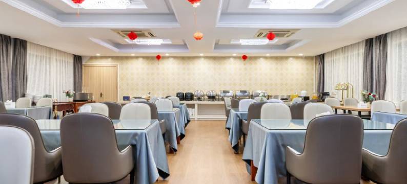 维也纳酒店(上海静安大融城高平路店)图片