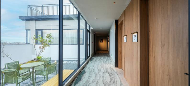 南岸·悦舍酒店(东山南门湾店)图片