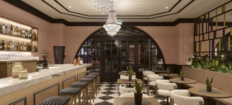 比雷埃夫斯壁画酒店(Mural Piraeus Hotel)图片