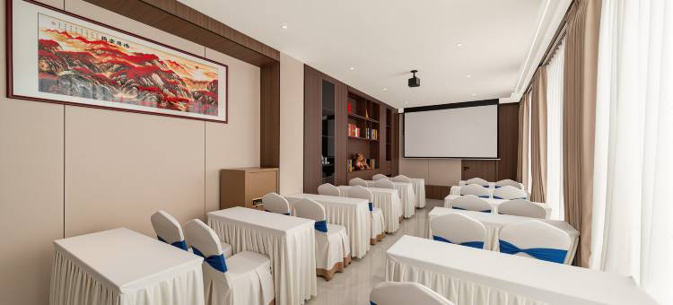 ROYALSS HOTEL美豪R酒店(南宁六景工业园区店)图片