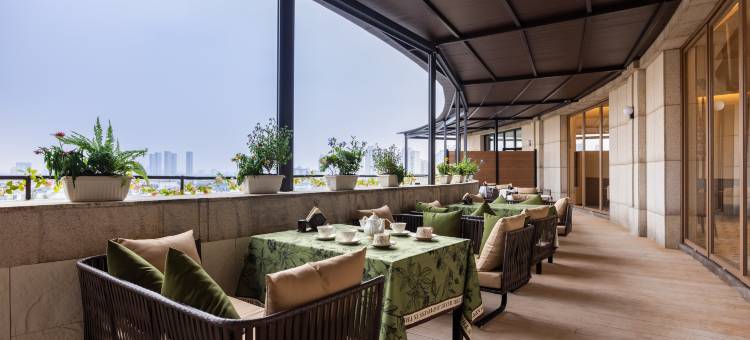 IDJ爱电竞酒店(上海松江大学城东明广场店)图片
