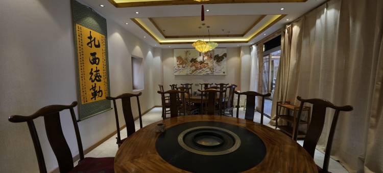 林芝四季德勒酒店图片