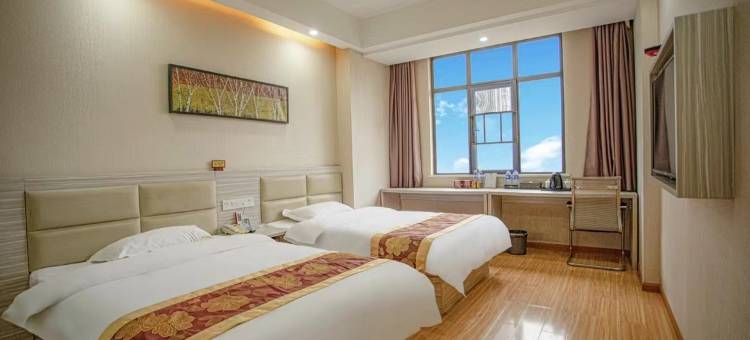 平江县华富商务宾馆(天岳汽车站店)图片