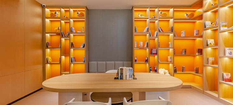 城小蜗电竞酒店(中环城店)图片