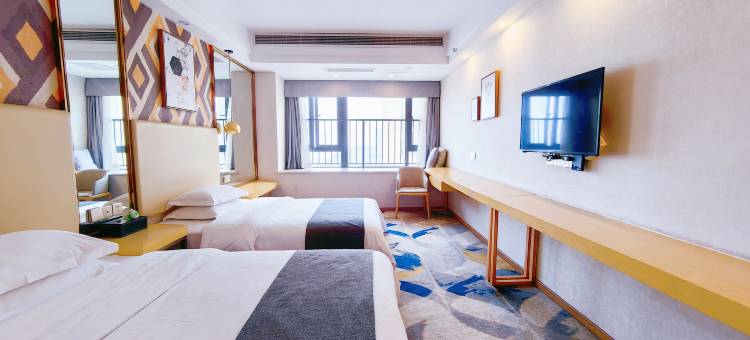 梵品酒店(重庆欢乐谷地铁站店)图片