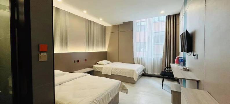 桦甸枫林晚主题宾馆图片