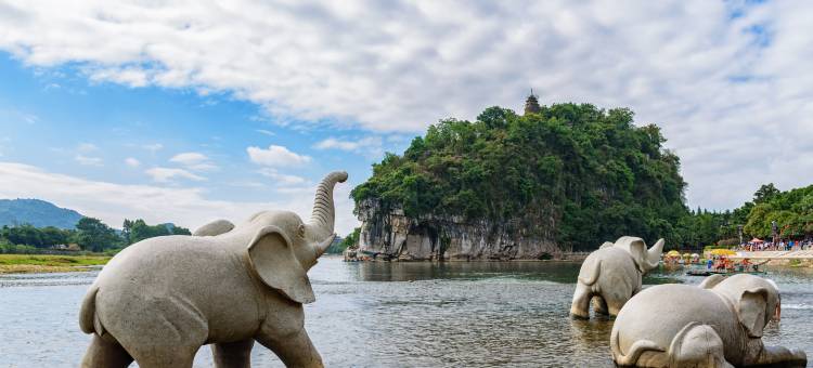 维也纳酒店(桂林会展中心漓江河畔店)图片