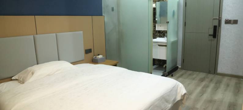 季轩精品酒店(湖北大学地铁站店)图片