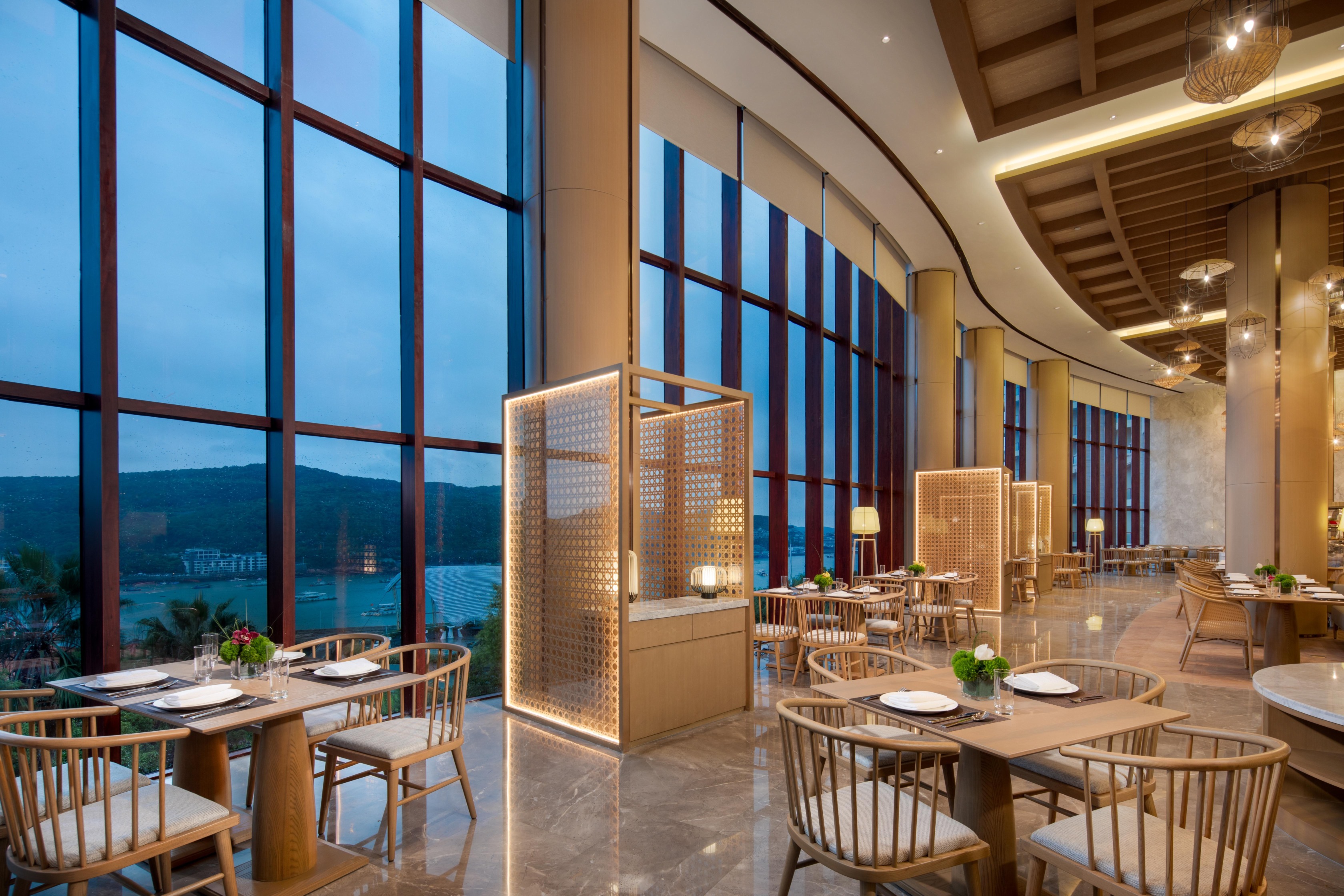 Crowne Plaza Zhoushan Seaview Over view