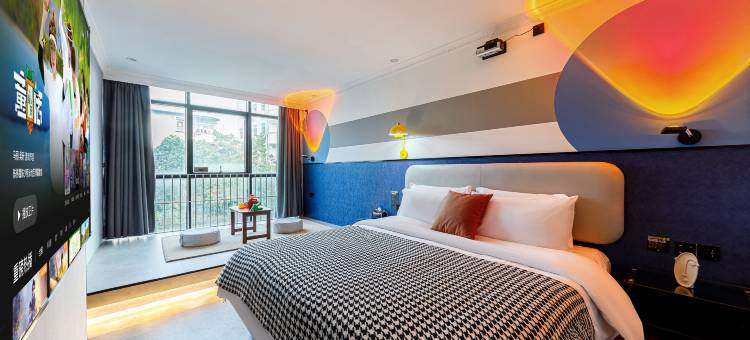 香蕉FUN酒店(深圳松岗兆禾里购物中心店)图片