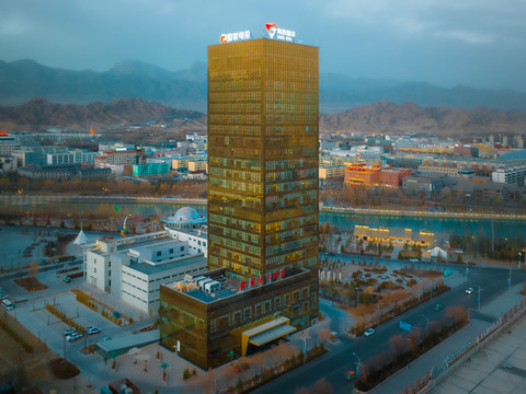 德令哈柴达木酒店(海子诗歌陈列馆店)