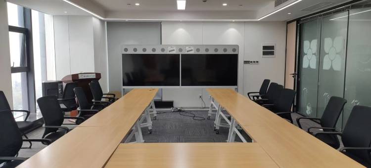 华娜云酒店(柳州会展中心店)图片