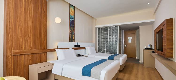 柏纳酒店(东渡码头邮轮中心地铁站店)图片