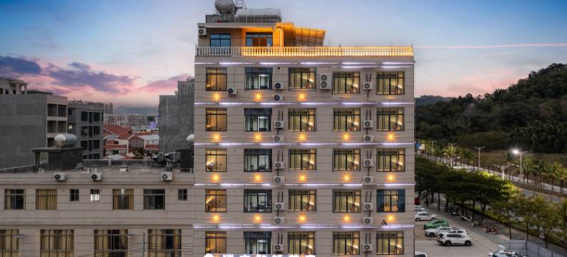 瑞吉智能酒店(陵水中心大道店)图片