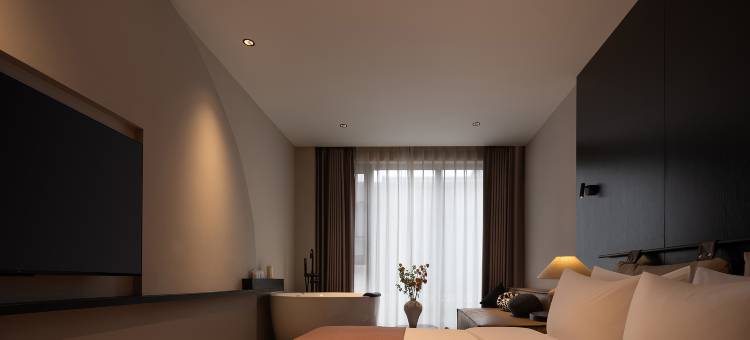 XHotel(长沙五一广场潮宗古街店)图片