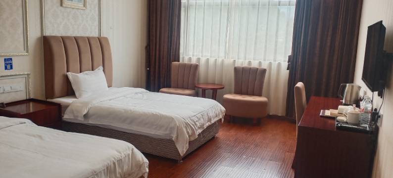 屏山聚贤山庄图片