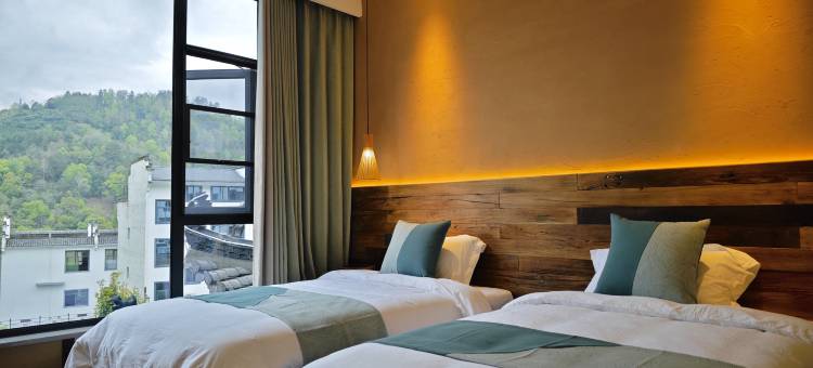 歙县左岸闲居民宿(新安江山水画廊风景区店)图片