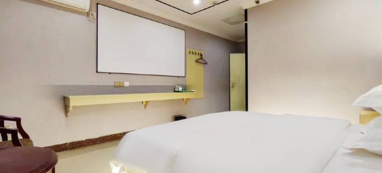 茂名富华商务酒店(钟鼓楼店)图片