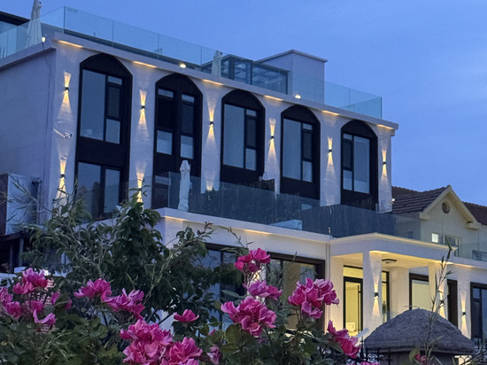 沐青森屿·设计师海景私汤民宿(青岛崂山风景区店)