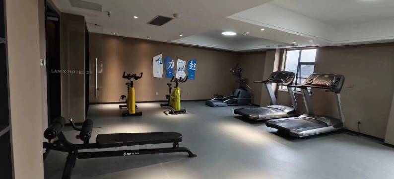 兰希行政公寓(东莞虎门黄河时装城店)图片