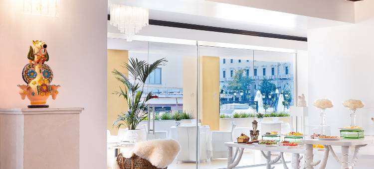 ATHENA, A Hotel to Live图片