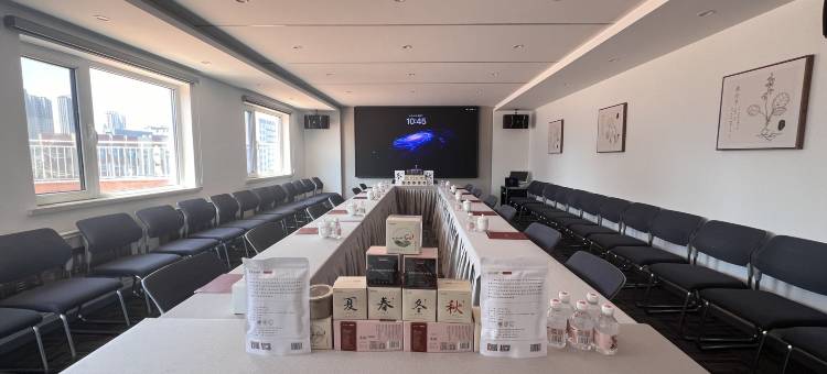 百合培训中心酒店(沈阳北站中医药大学地铁站店)图片