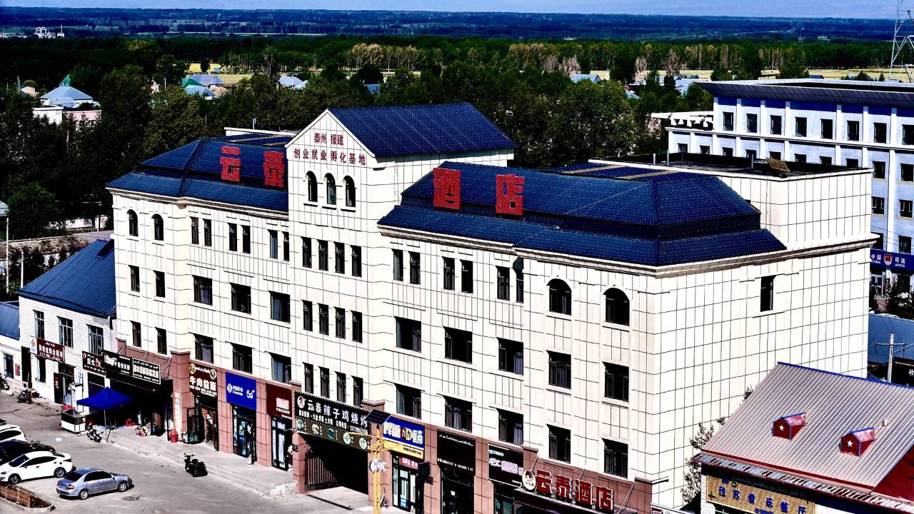 hotel overview picture