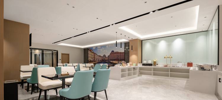 雅斯特酒店(武汉光谷广场中南民族大学店)图片