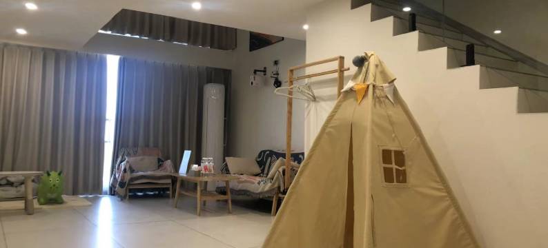 自贡逸岸民宿(方特恐龙王国店)图片