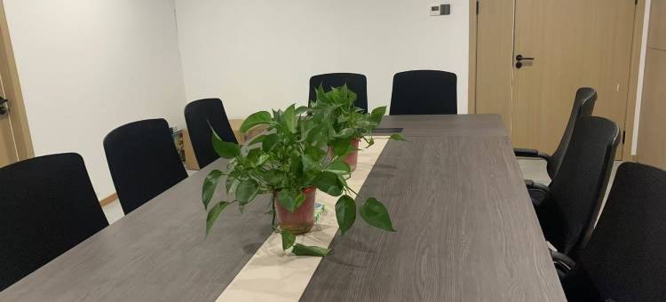 白玉兰酒店(洛阳牡丹广场地铁站万达店)图片