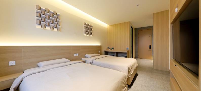 伴山·轻奢旅宿民宿(延吉万达广场延吉西站店)图片