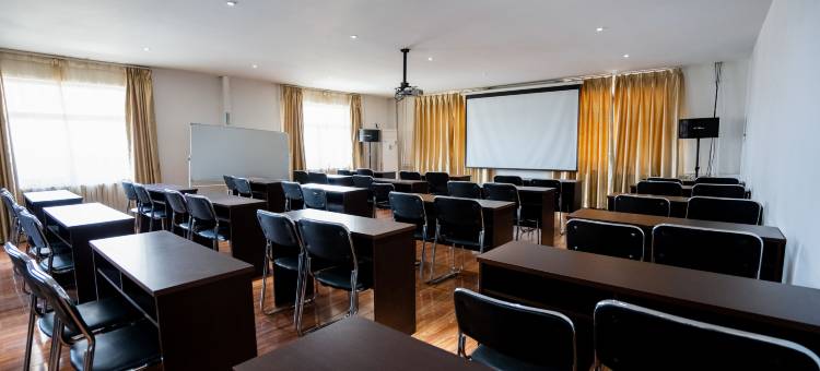 派柏·云酒店(保定七一西路店)图片