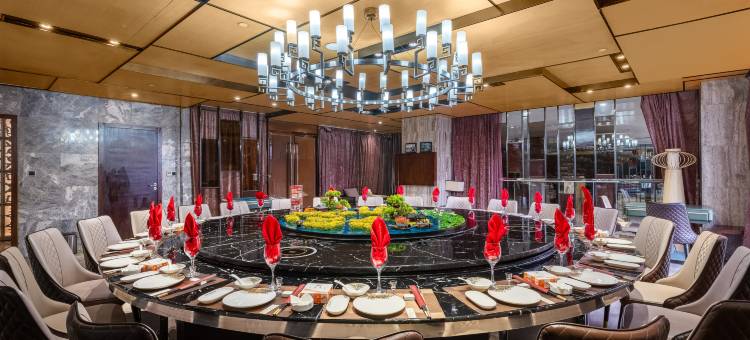 半山酒店(凯里市区万达广场店)图片