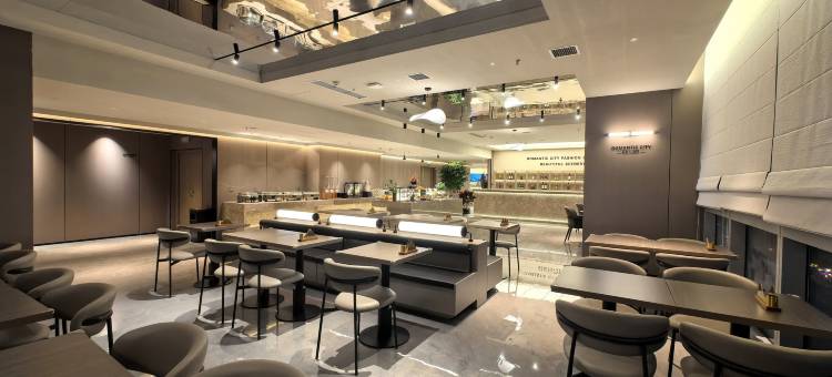 VANS梵石云境海景酒店(中山广场富丽华国际店)图片
