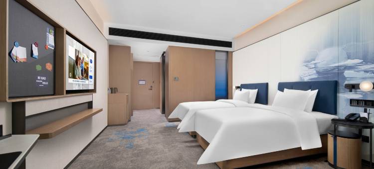 上饶凤凰大道希尔顿欢朋酒店图片