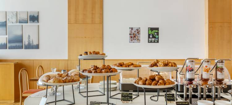 库尼欧克里斯特尔 B&B 酒店(B&B Hotel Cuneo Cristal)图片