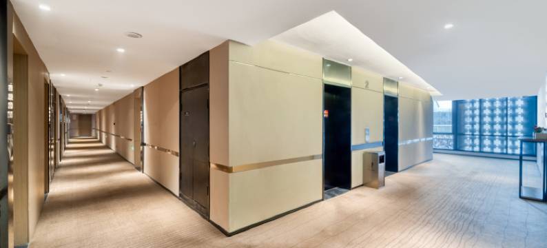 爱电竞酒店(武汉白沙洲杨泗港长江大桥店)图片