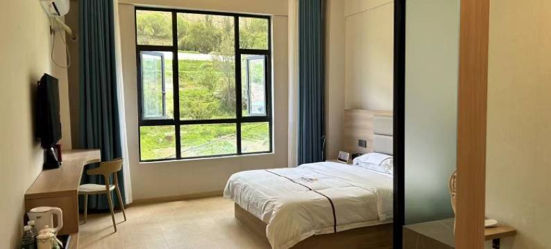 八宿多拉林卡富氧酒店图片