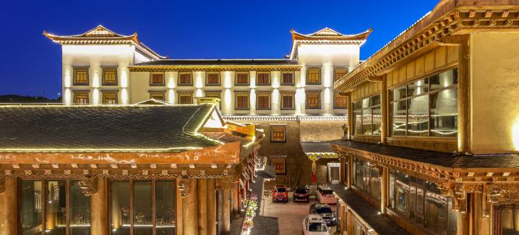 香格里拉第5颗陨石·光年酒店(独克宗古城店)图片