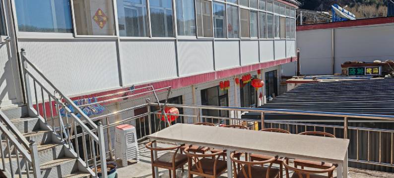 五台山子鼠丑牛国际青年旅舍(白云寺店)图片