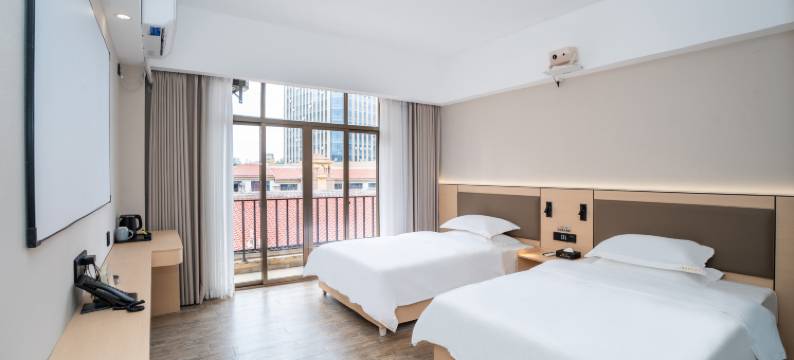 海岛人家雅朵智享酒店(琼海高铁站店)图片